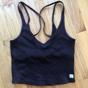 Vuori crop tank